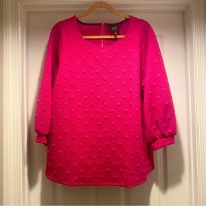 W5 textured polka dot puffy top